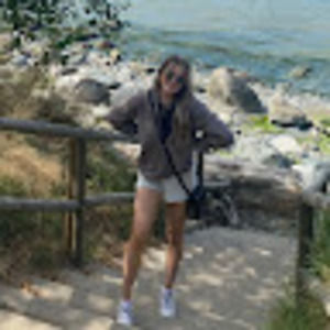 Meet your Posher, Maya